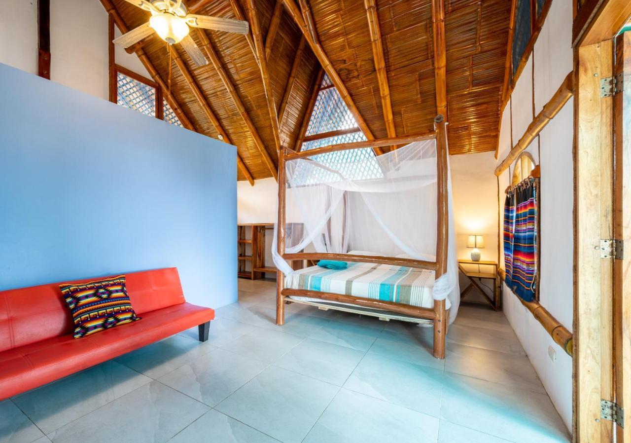 Auberge de jeunesse Casa Del Sol à Montañita Extérieur photo