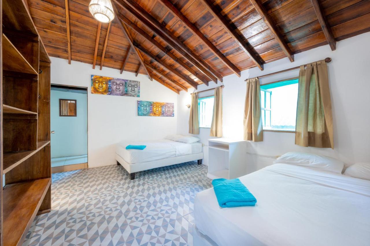 Auberge de jeunesse Casa Del Sol à Montañita Extérieur photo