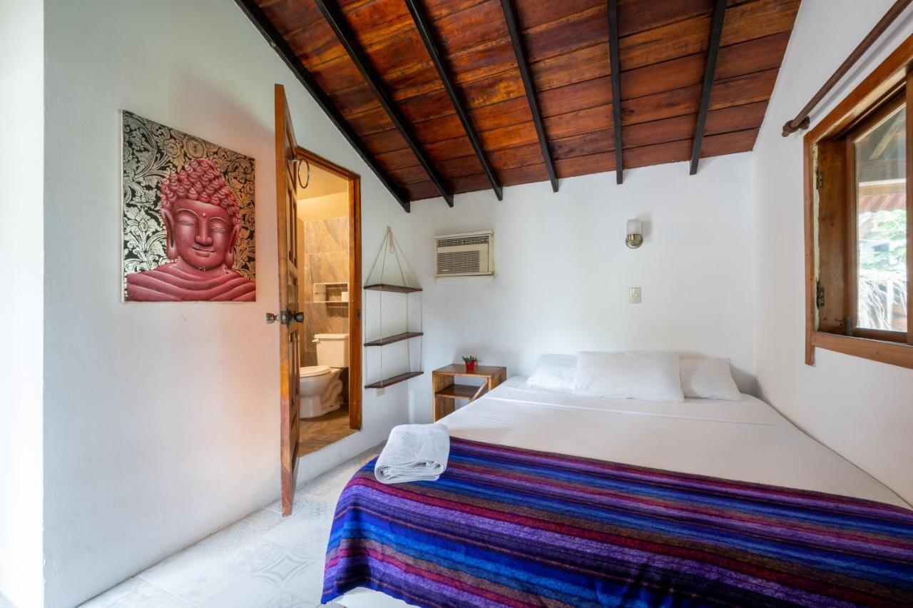 Auberge de jeunesse Casa Del Sol à Montañita Extérieur photo
