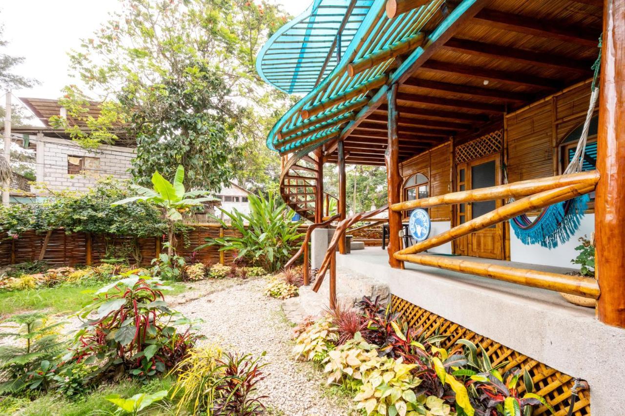 Auberge de jeunesse Casa Del Sol à Montañita Extérieur photo