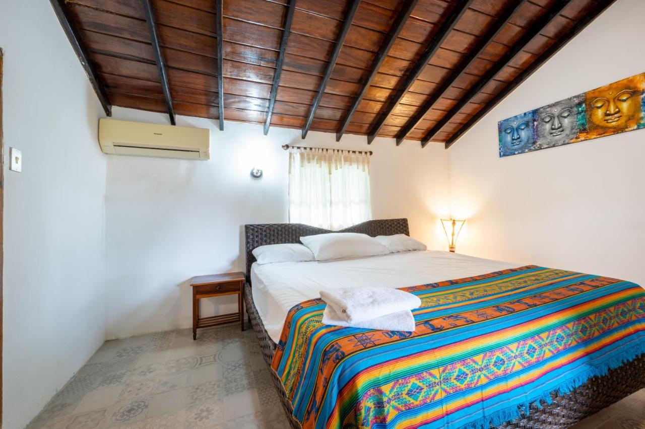Auberge de jeunesse Casa Del Sol à Montañita Extérieur photo